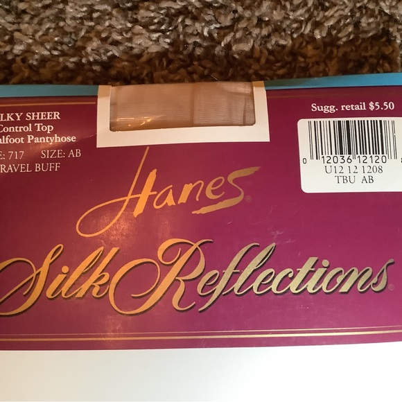 Hanes silk reflections control top pantyhose, color travel buff, size: AB - Picture 3 of 12